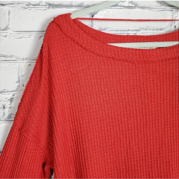 We The Free Red Northshore Thermal Longsleeve Tee - Picture 4 of 6